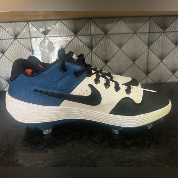 Nike Metal Alpha Huarache Elite 2 Low Baseball Cleats - Picture 4 of 8